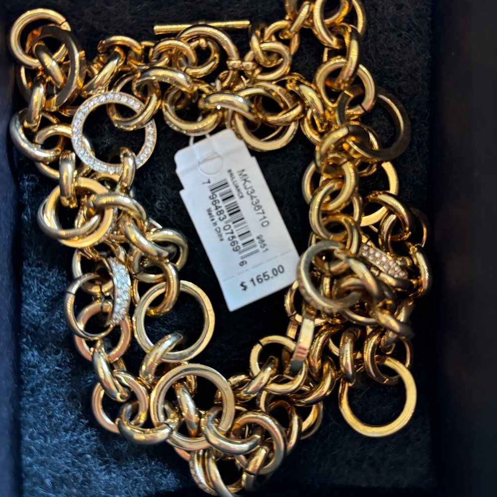 Michael Kors Gold chain necklace - Picture 2 of 3